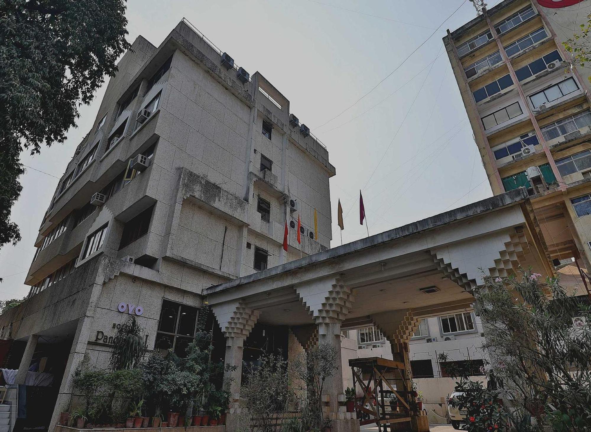 Collection O Panchsheel Hotel Vadodara Exterior photo