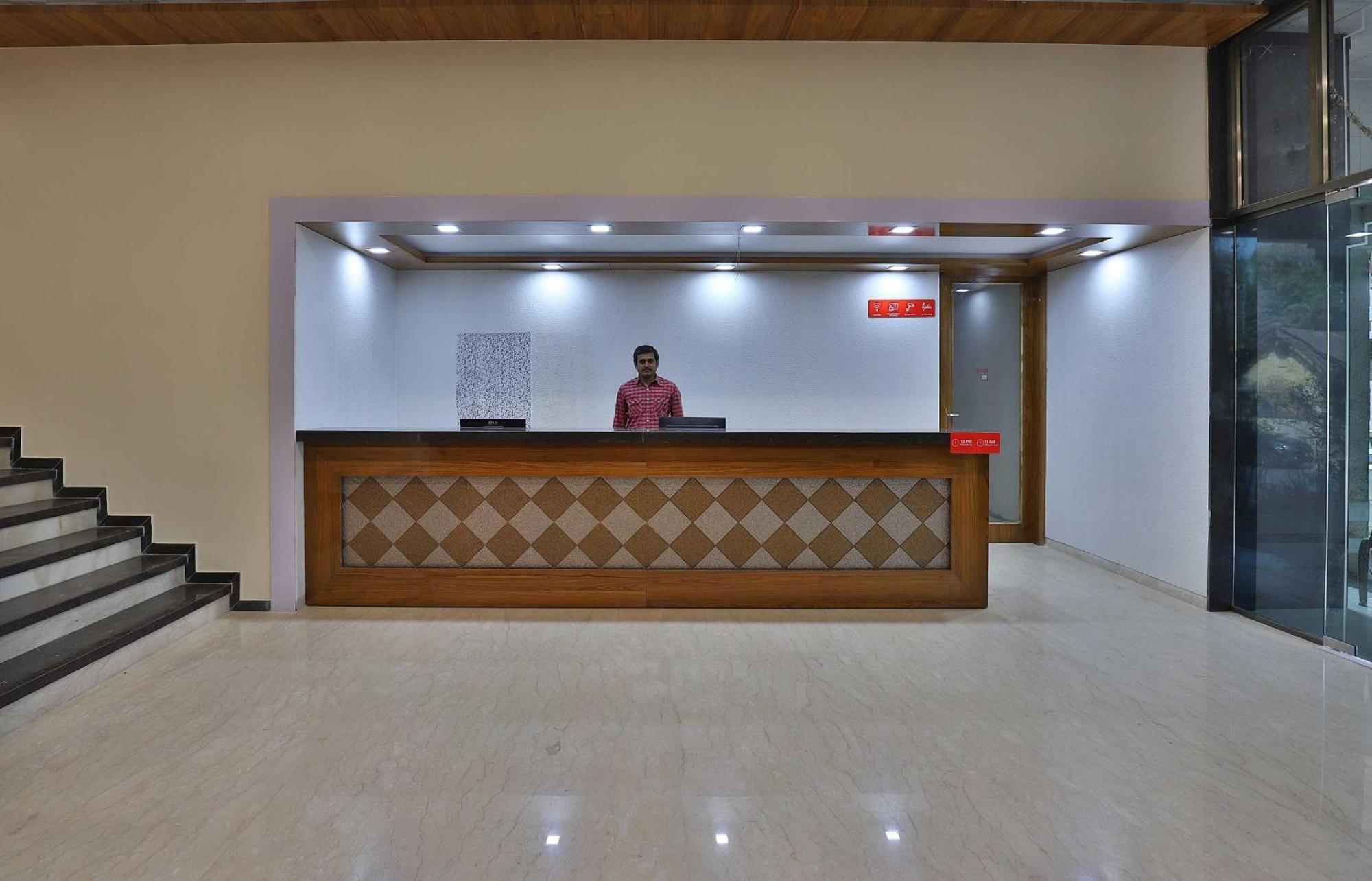 Collection O Panchsheel Hotel Vadodara Exterior photo